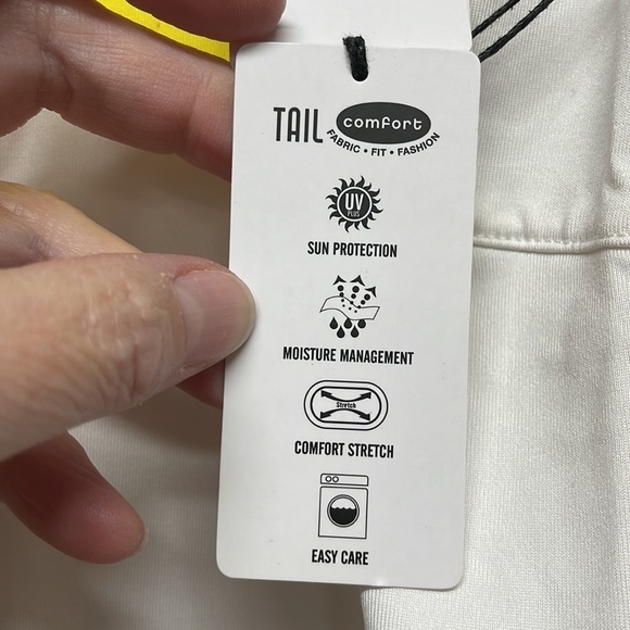 Tail NWT White Scoop Neck Athletic Tennis Tank Top Size XS - Picture 7 of 9